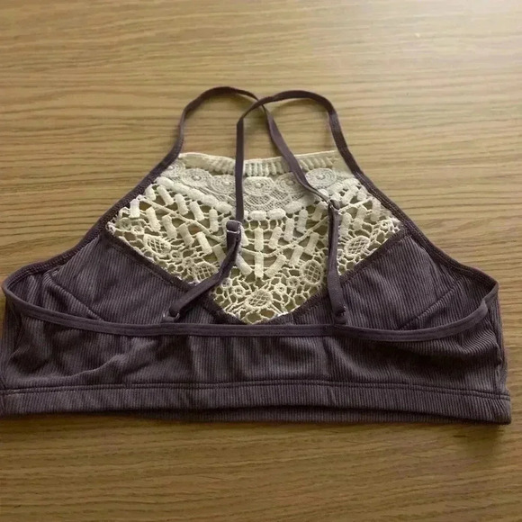 🆕Violet Crochet High Neck Bralette🆕 - Picture 6 of 7